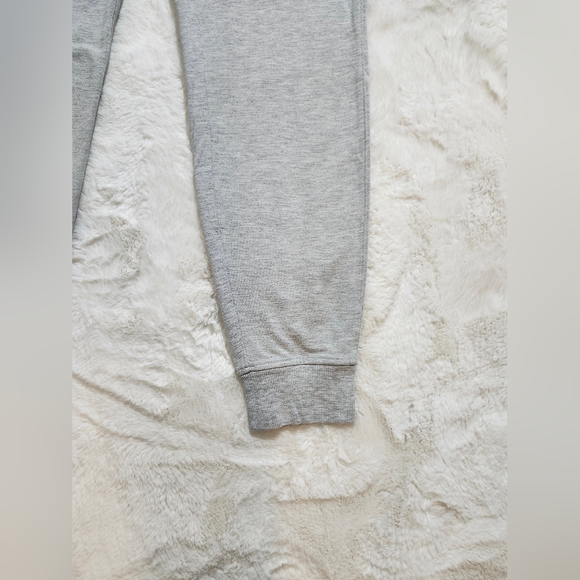 Lululemon Warm Down High-Rise Jogger. Size 4. - Picture 14 of 16